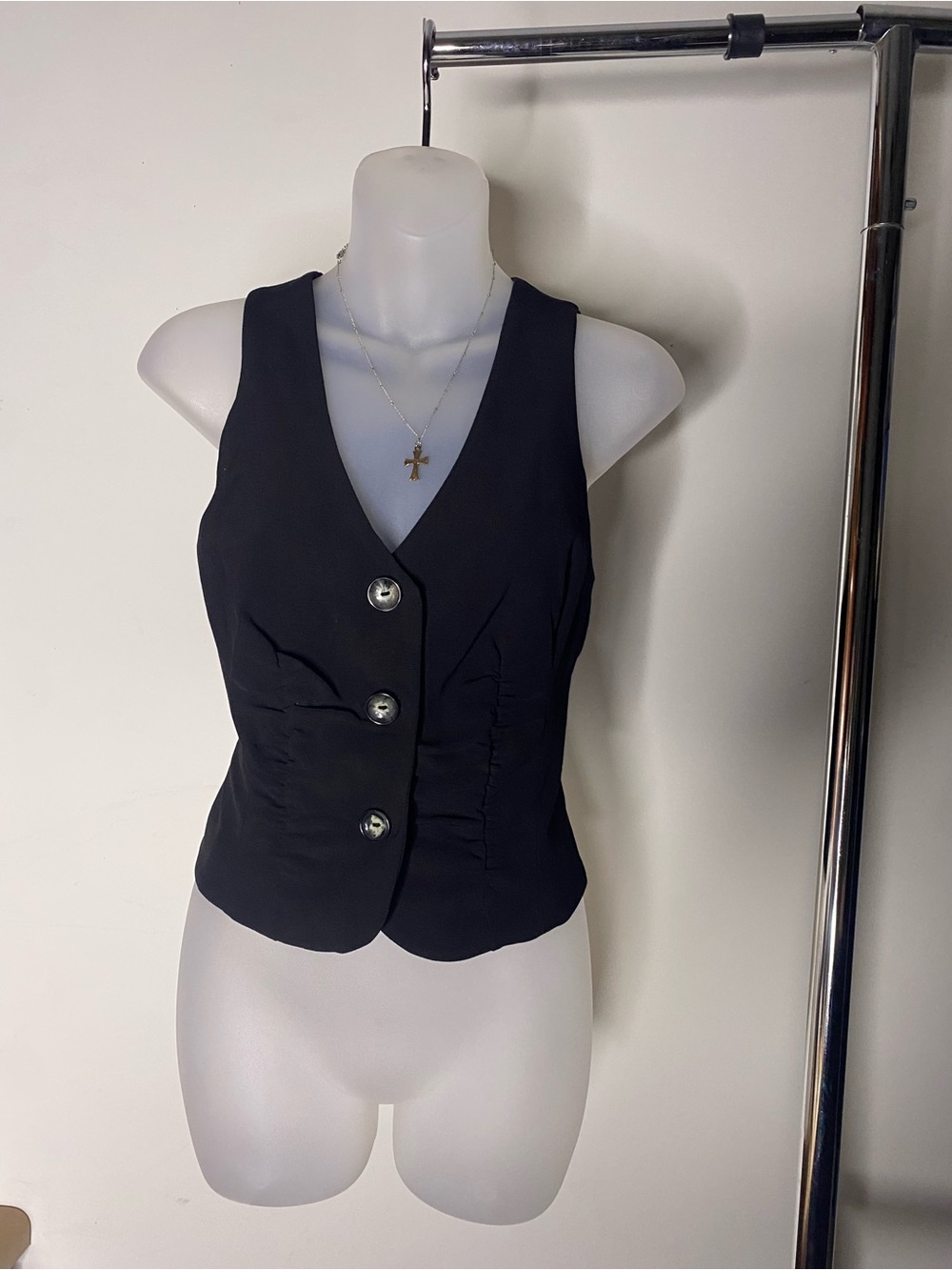 A. Byer Black Button-Front Sleeveless Vest